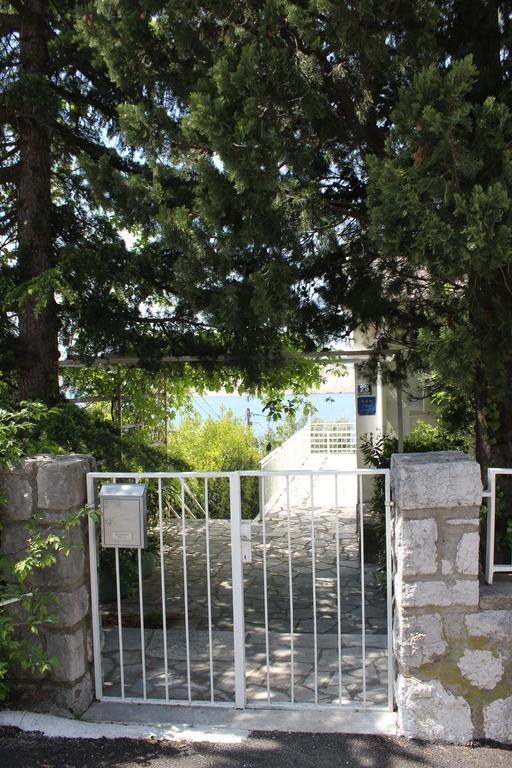 Captain'S Promenade Jadranovo Exterior foto